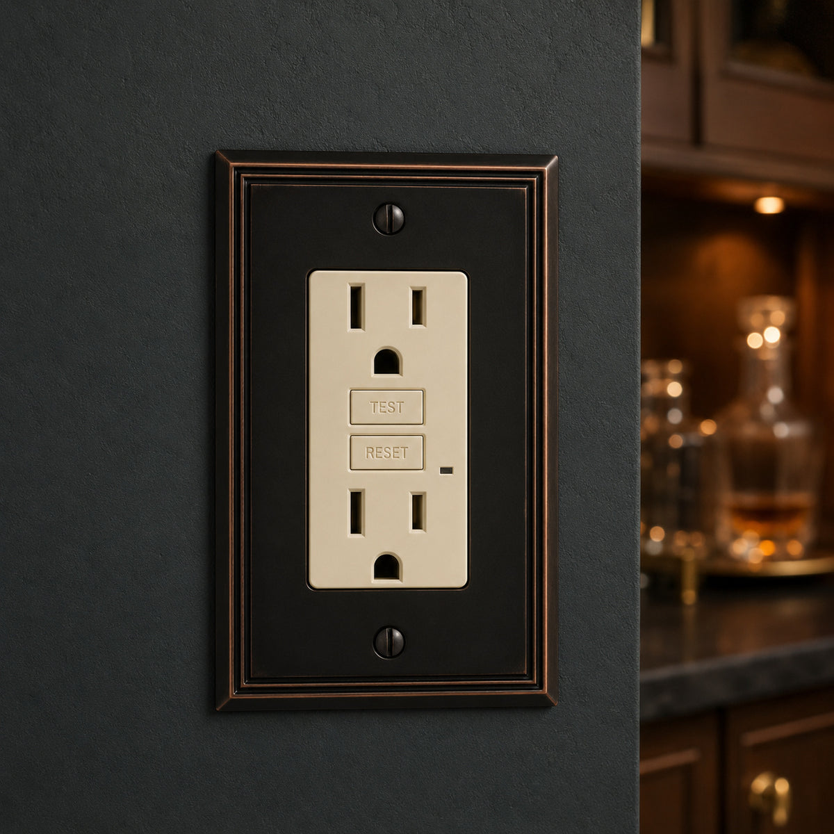 Cosmas 65000-ORB Oil Rubbed Bronze Single GFCI / Decora Wall Plate
